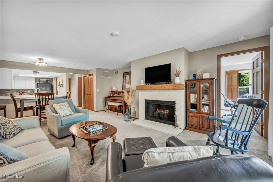 255 Portage Lakes Drive E
