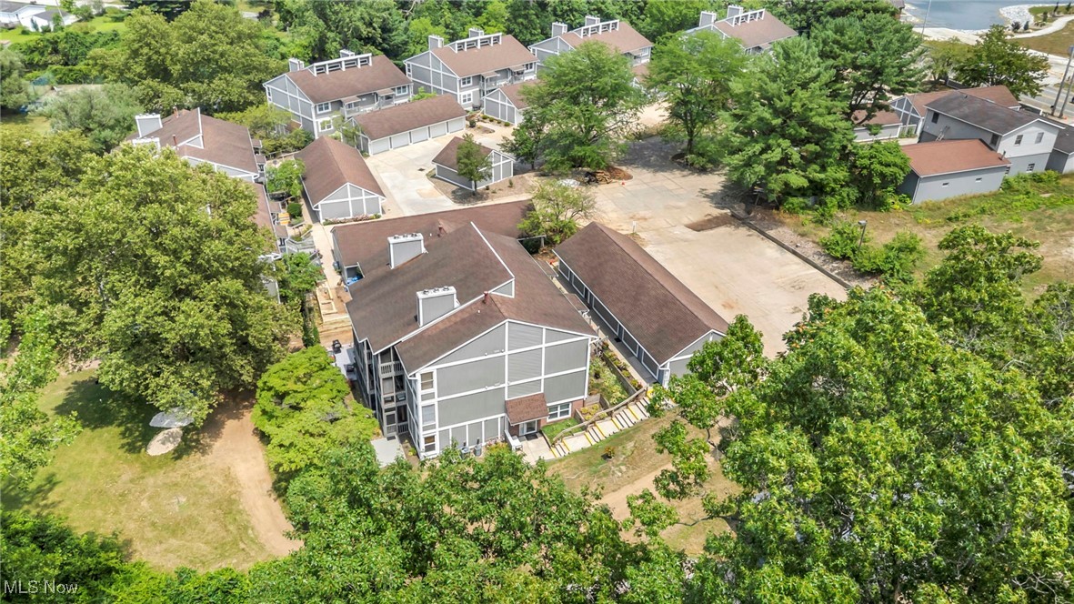 255 Portage Lakes Drive E