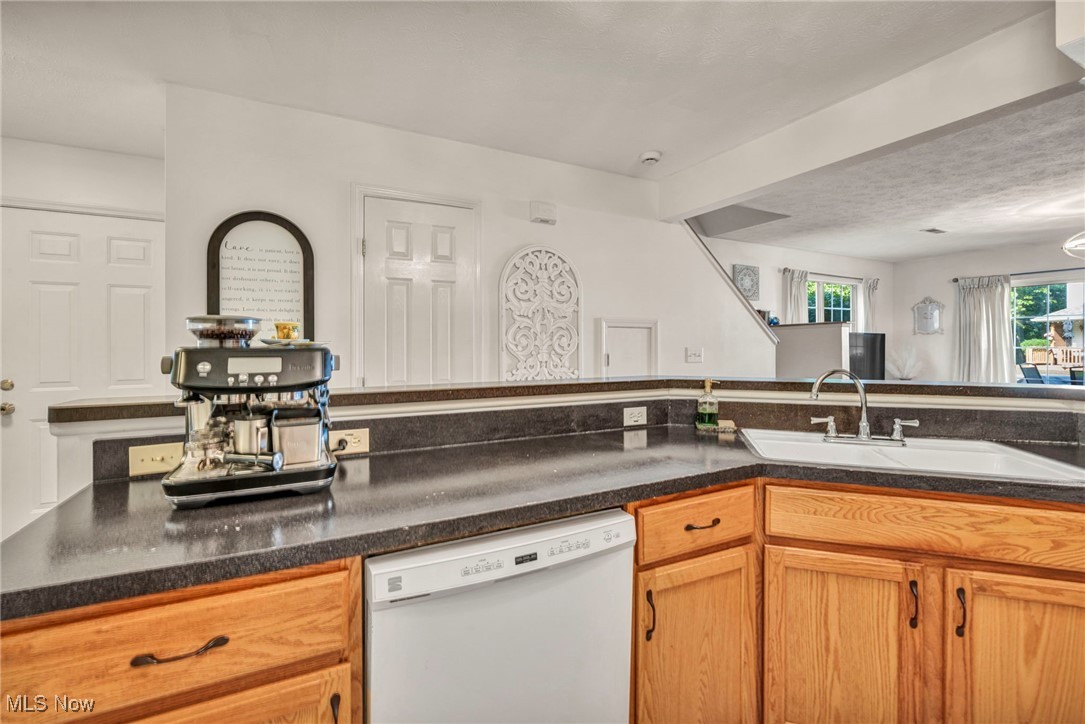 6705 Rosewood Court