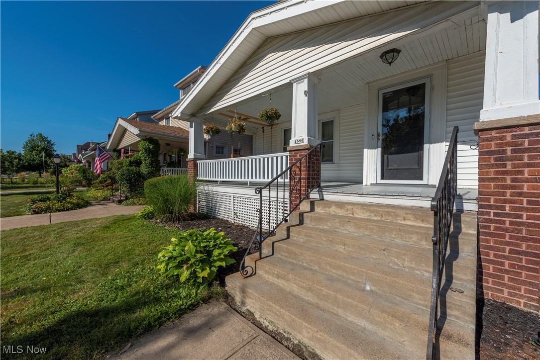 1580 Waterbury Road