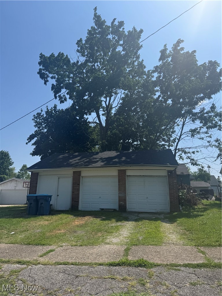 3309 Elyria Avenue