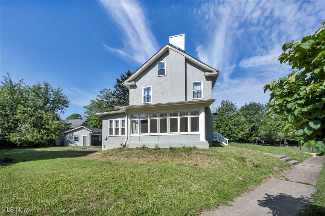 3312 Redwood Road