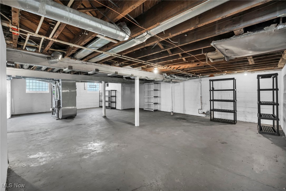 3312 Redwood Road