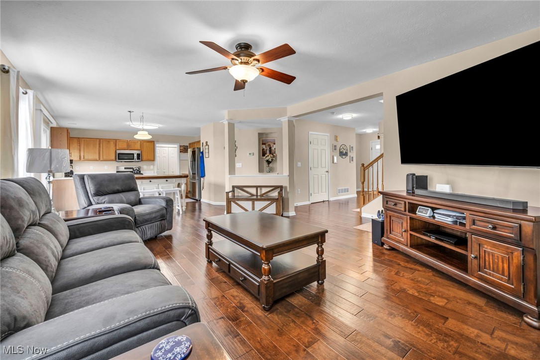 38484 Misty Meadow Trail