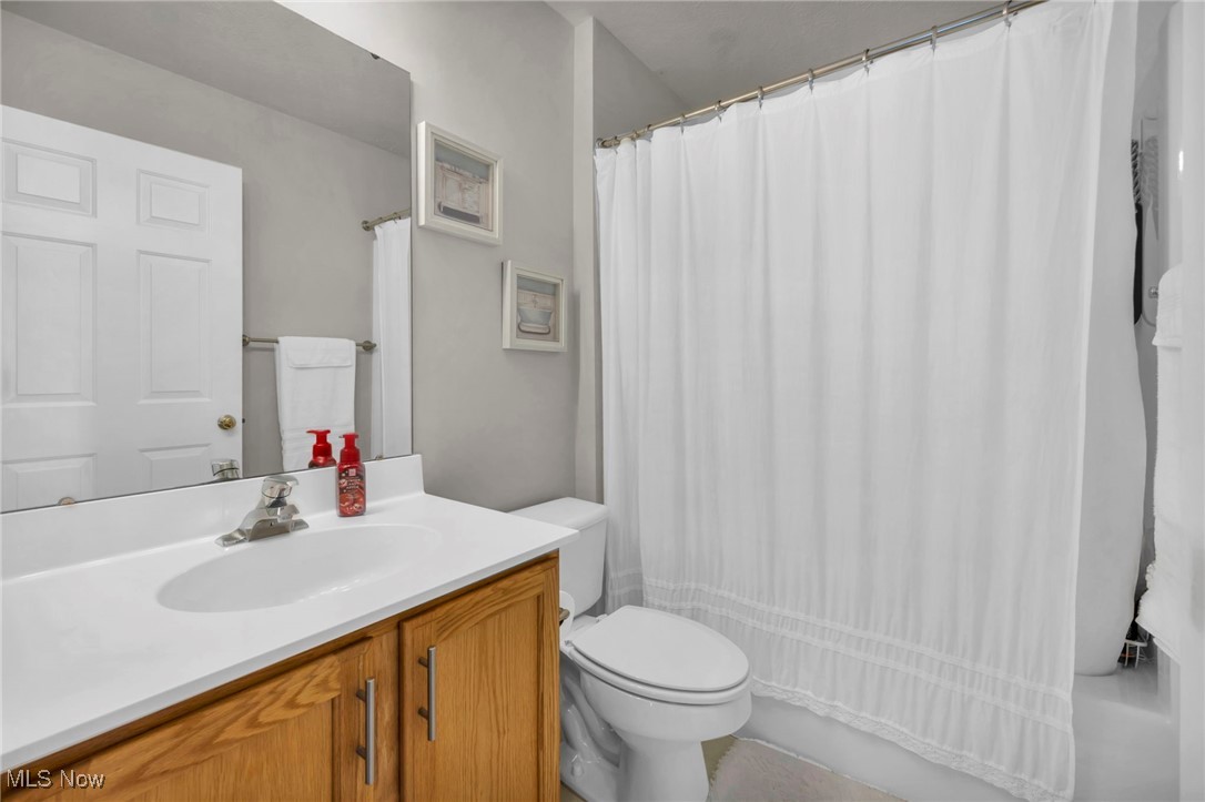 38484 Misty Meadow Trail