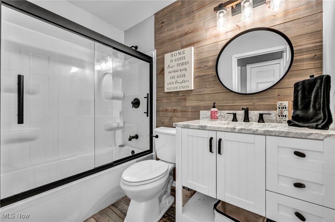 5659 Creekside Lane
