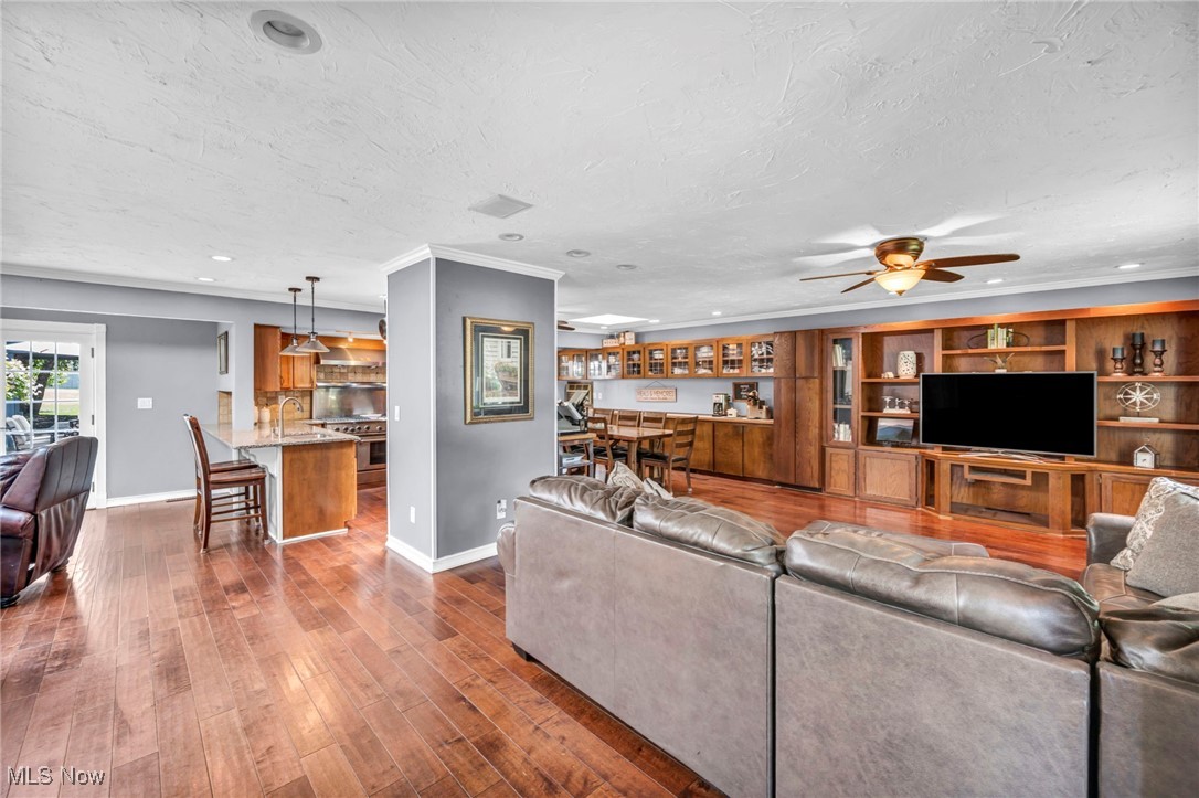 5659 Creekside Lane