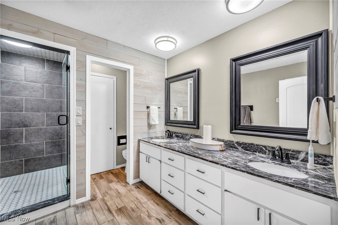 5659 Creekside Lane