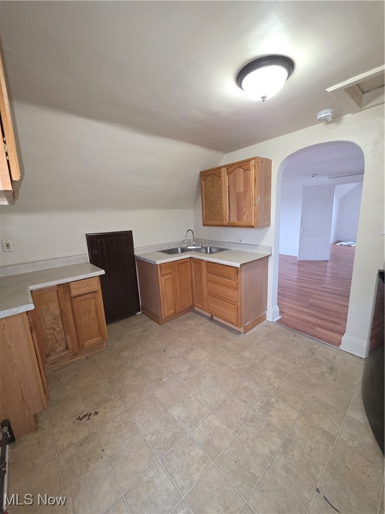 18715 Mohawk Avenue