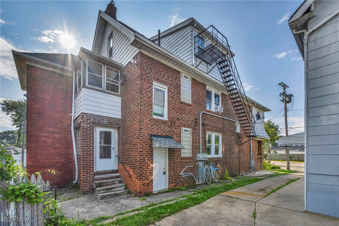 18715 Mohawk Avenue