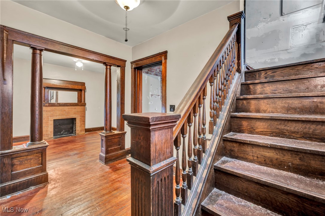 2062 W 87th Street