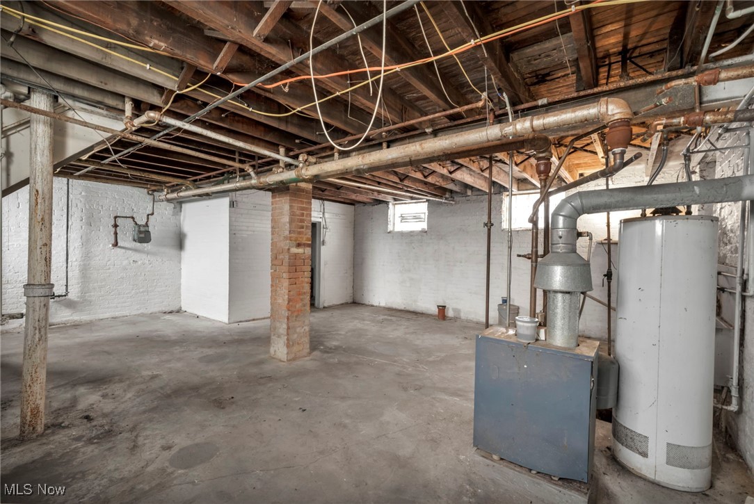 2062 W 87th Street