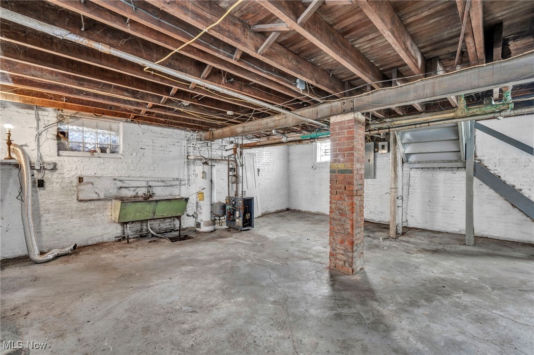 2062 W 87th Street