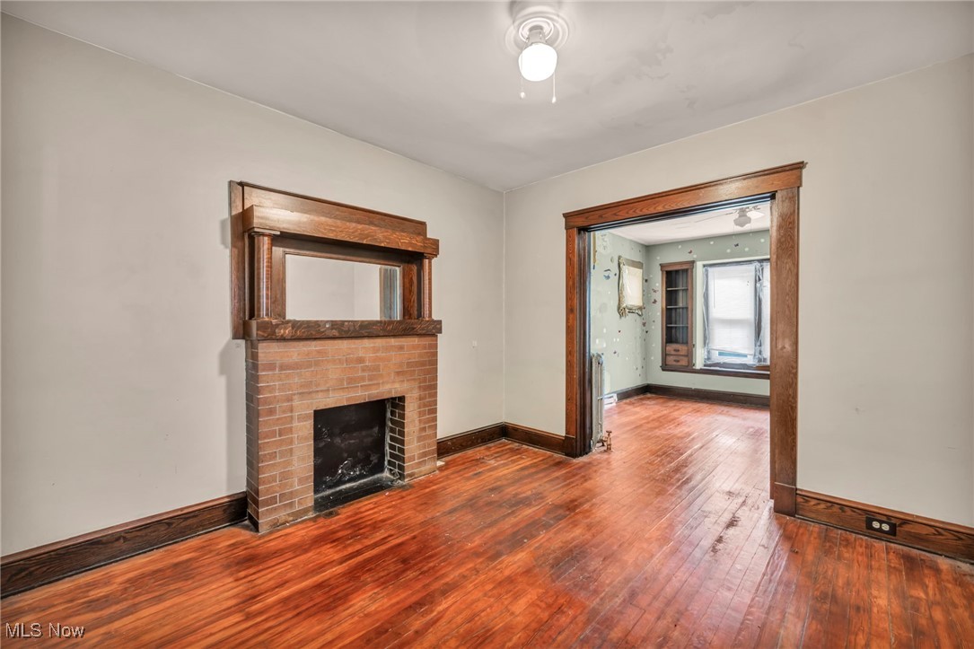 2062 W 87th Street