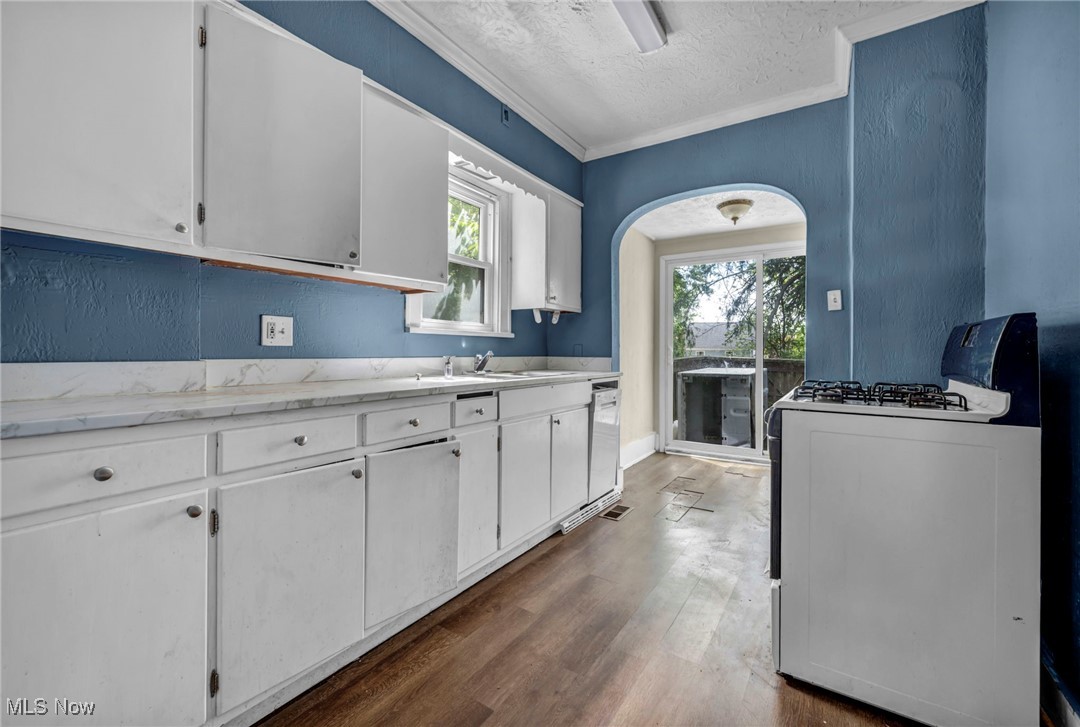 80 E Ido Avenue