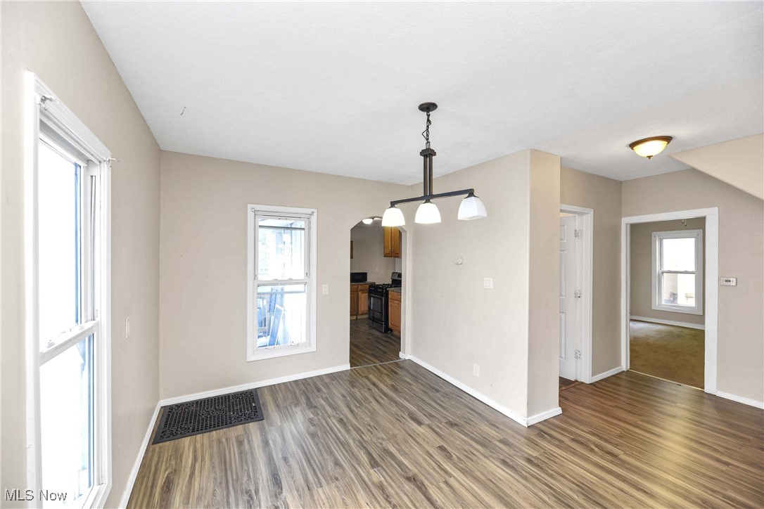 321 W 8th Street
