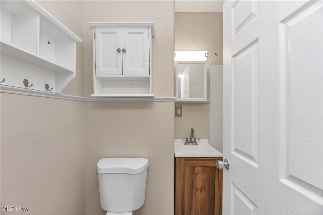 321 W 8th Street