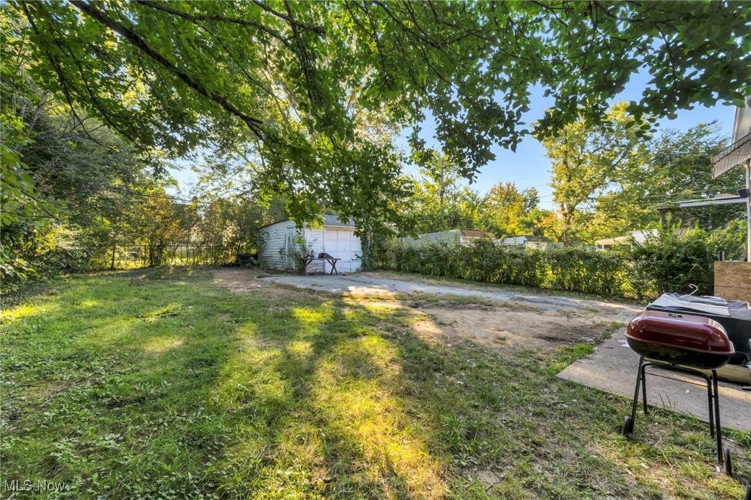 3915 E 177th Street
