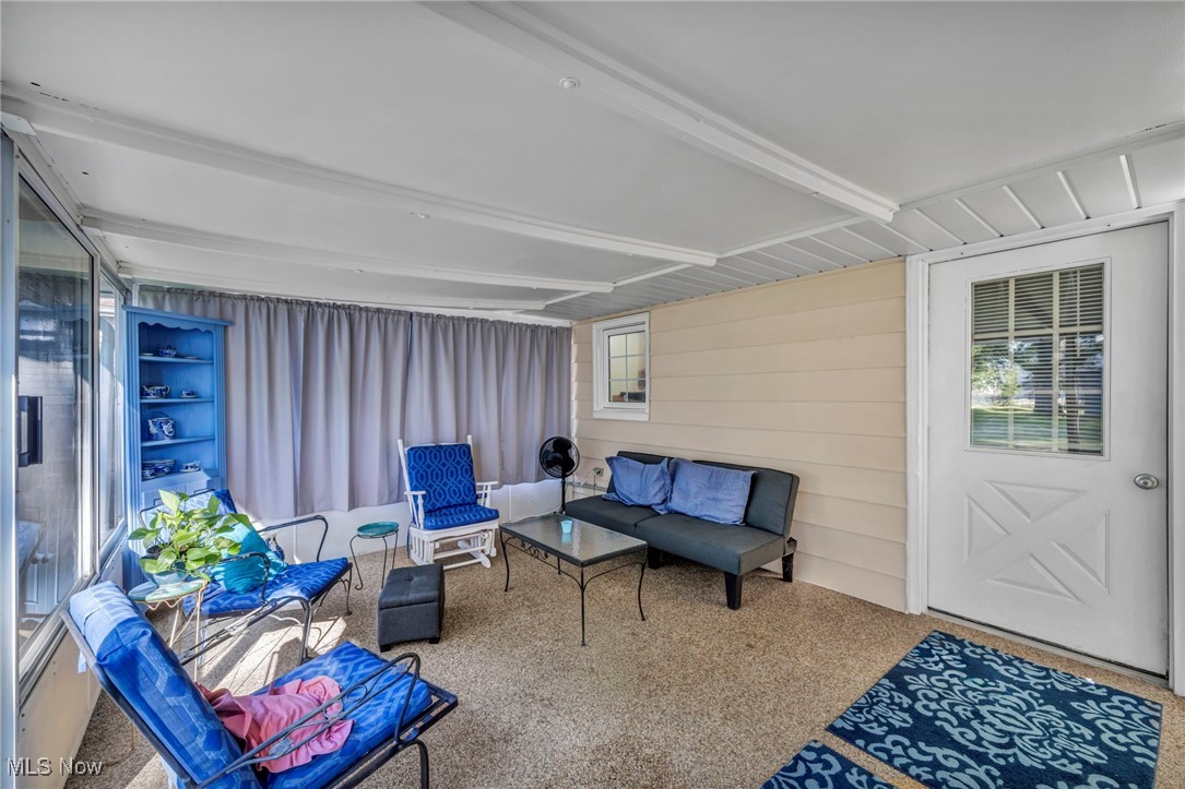 11043 Meadowbrook Drive