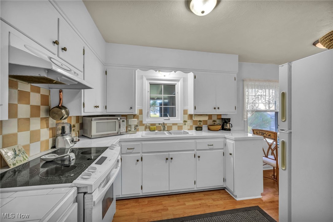 11043 Meadowbrook Drive