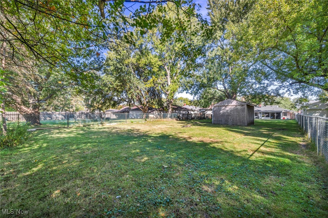 11043 Meadowbrook Drive