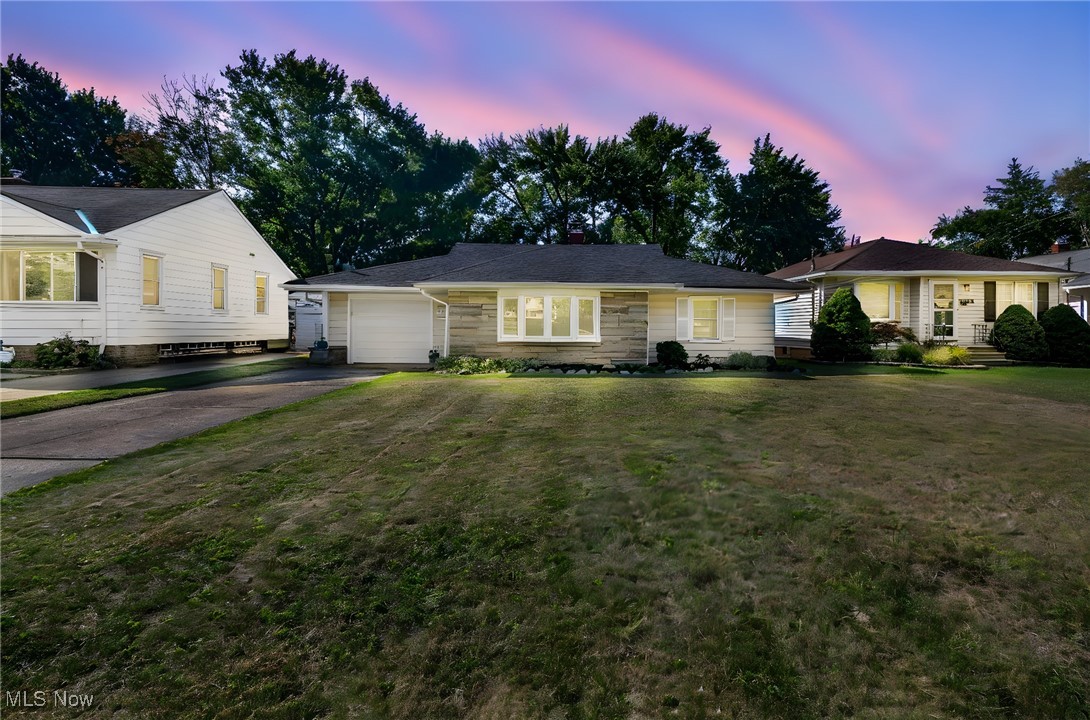 11043 Meadowbrook Drive