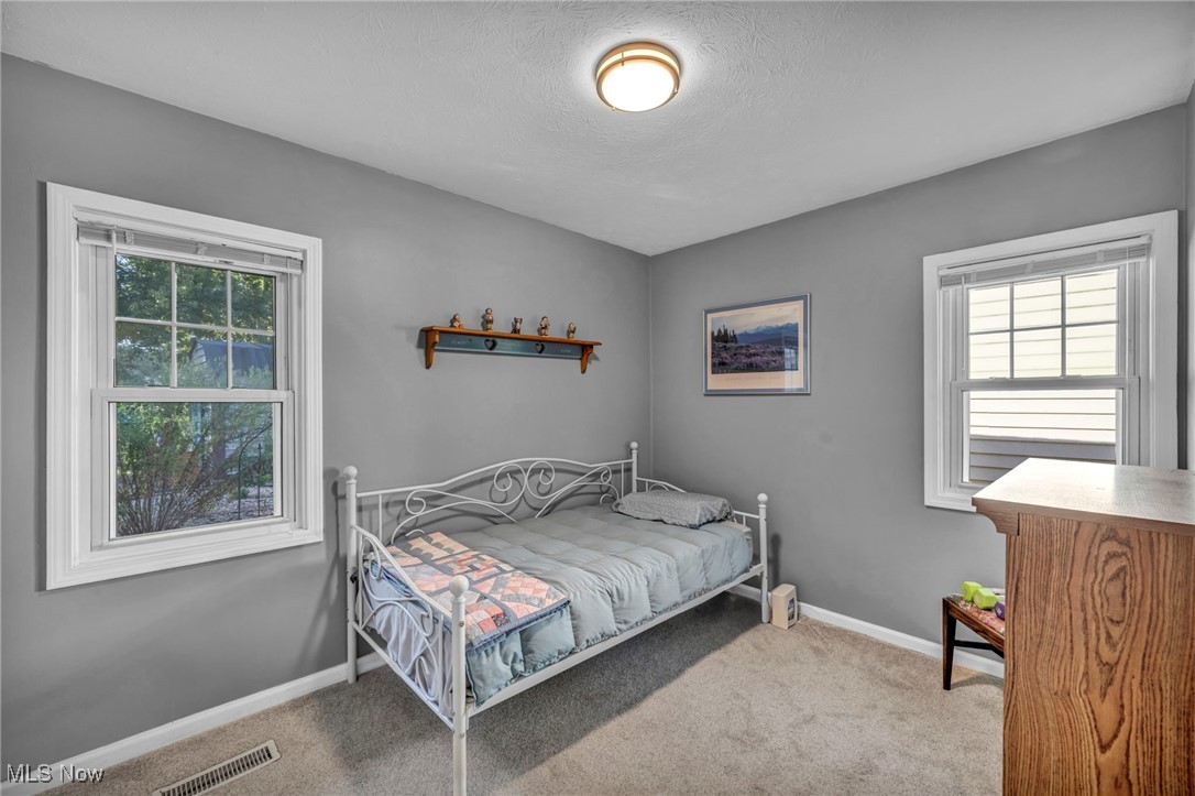 11043 Meadowbrook Drive