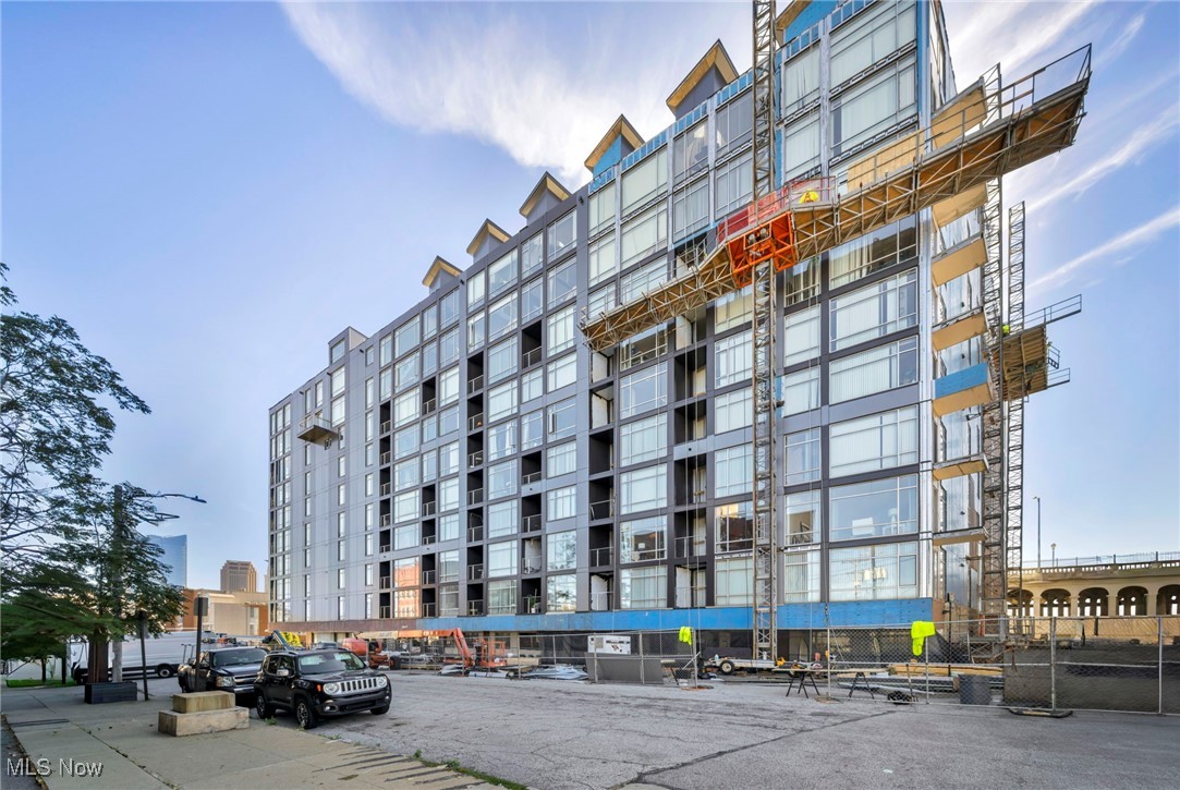 2222 Detroit Avenue 817