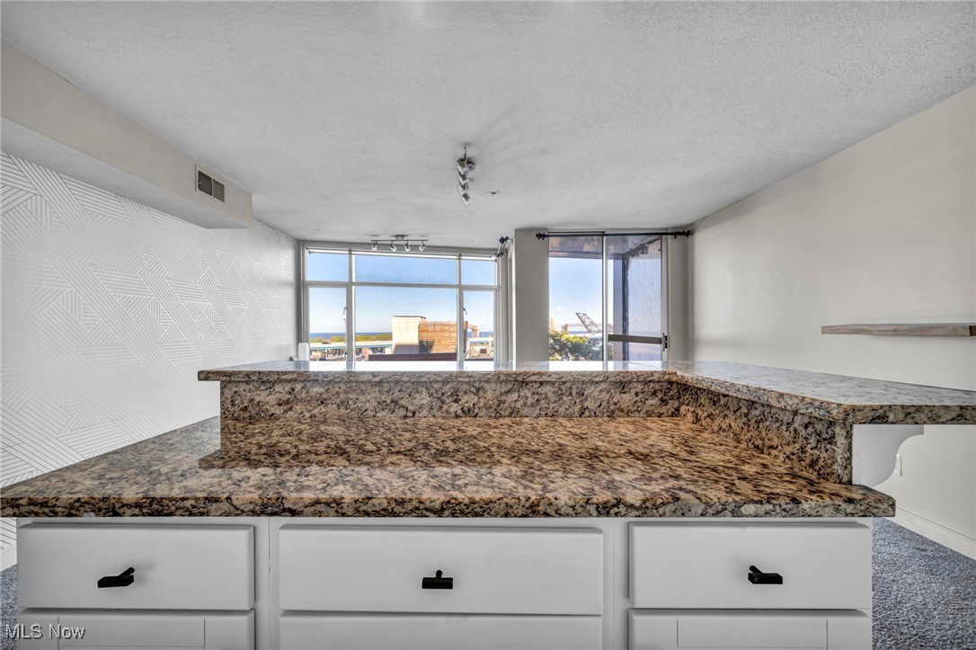 2222 Detroit Avenue 817