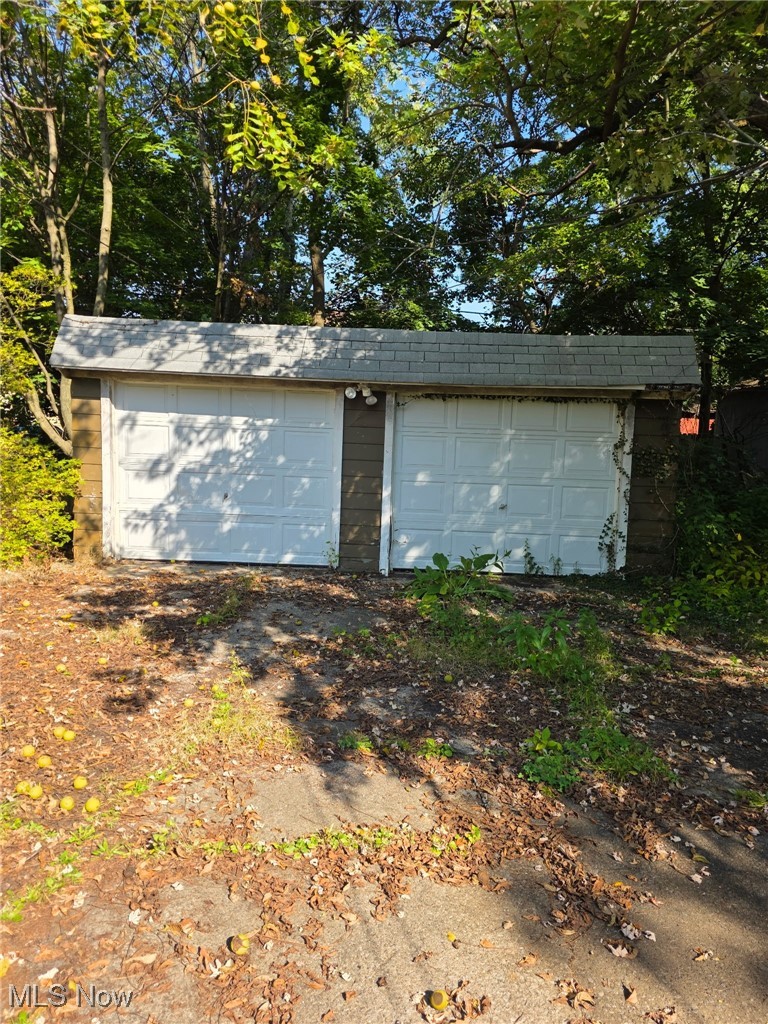 13205 Southview Avenue