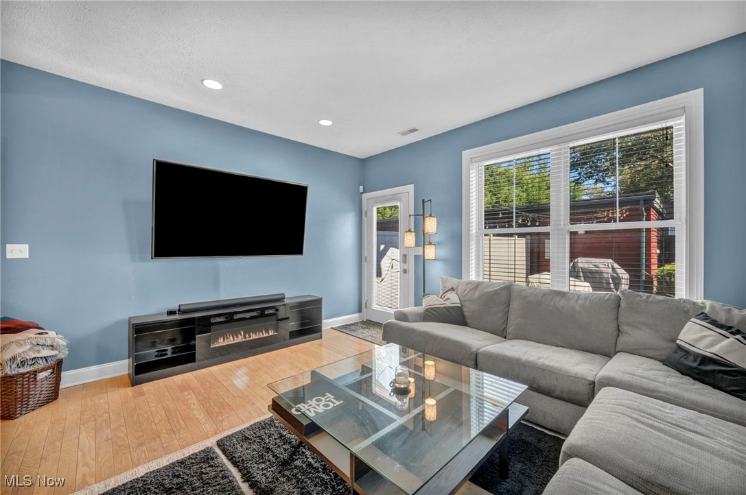 2001 W 58th Street
