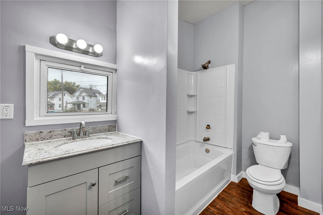 1311 W Erie