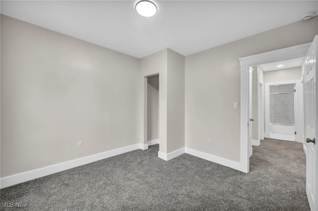 121 Parkview Court