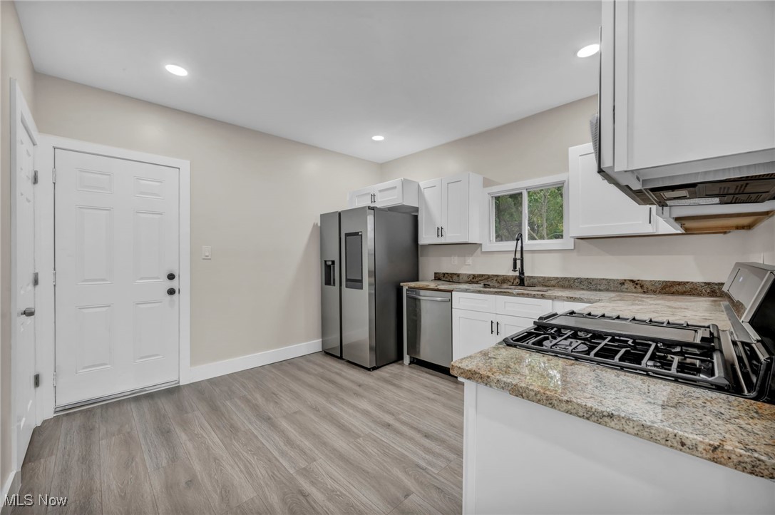 121 Parkview Court