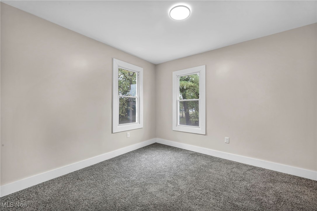 121 Parkview Court