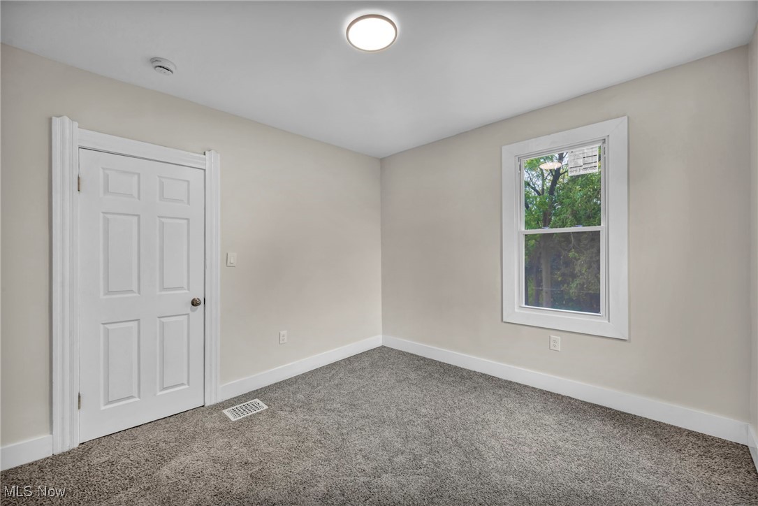 121 Parkview Court