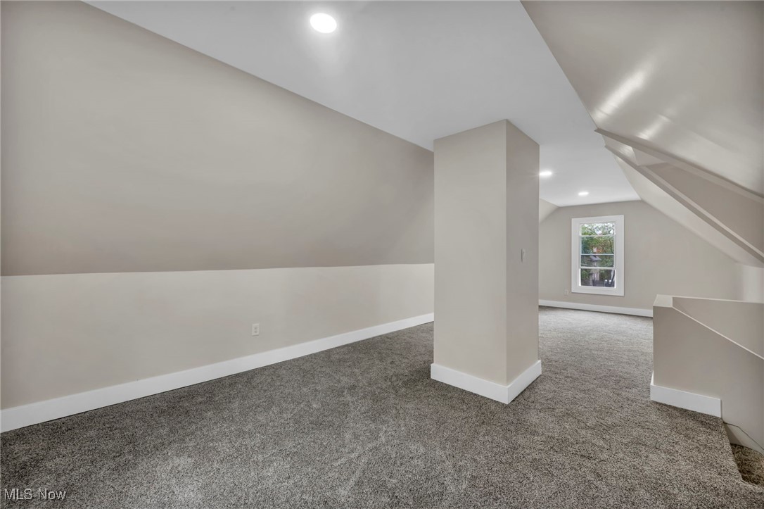 121 Parkview Court