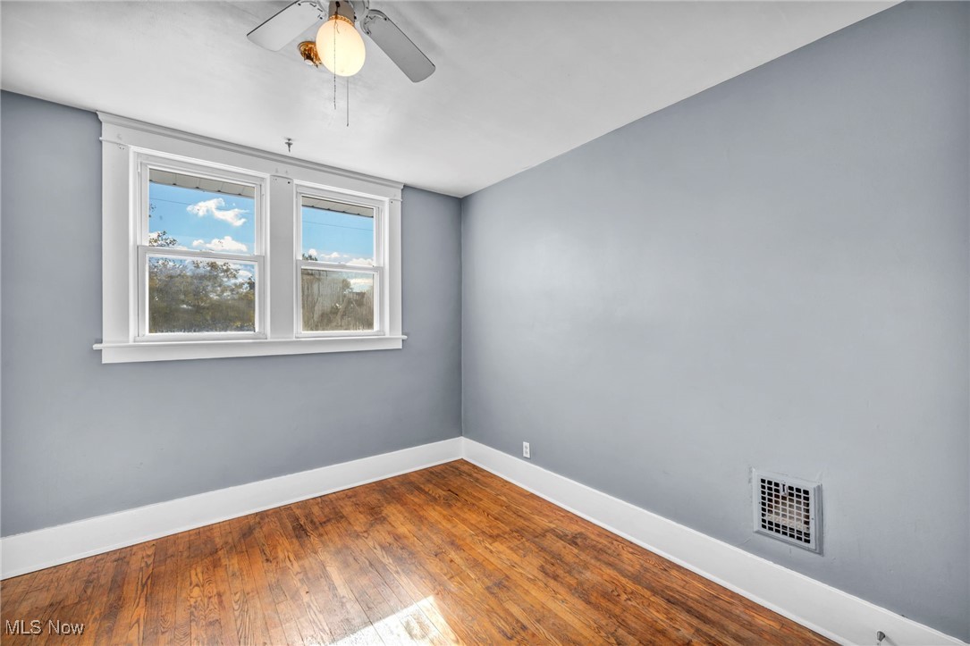 1128 W 11th Street