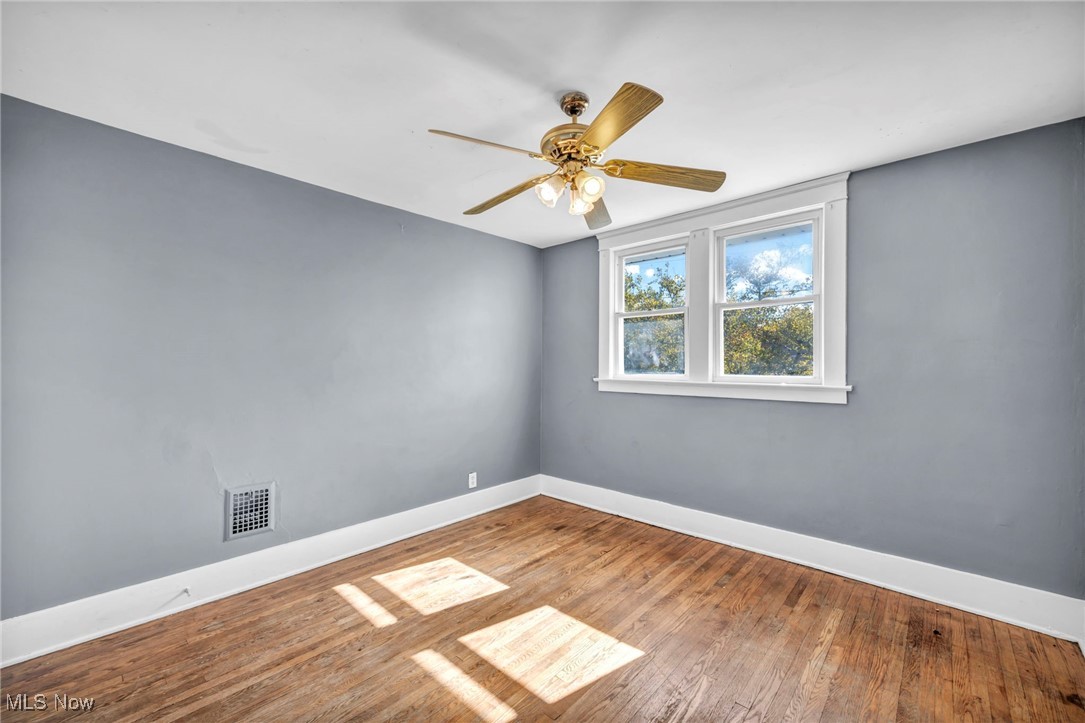1128 W 11th Street