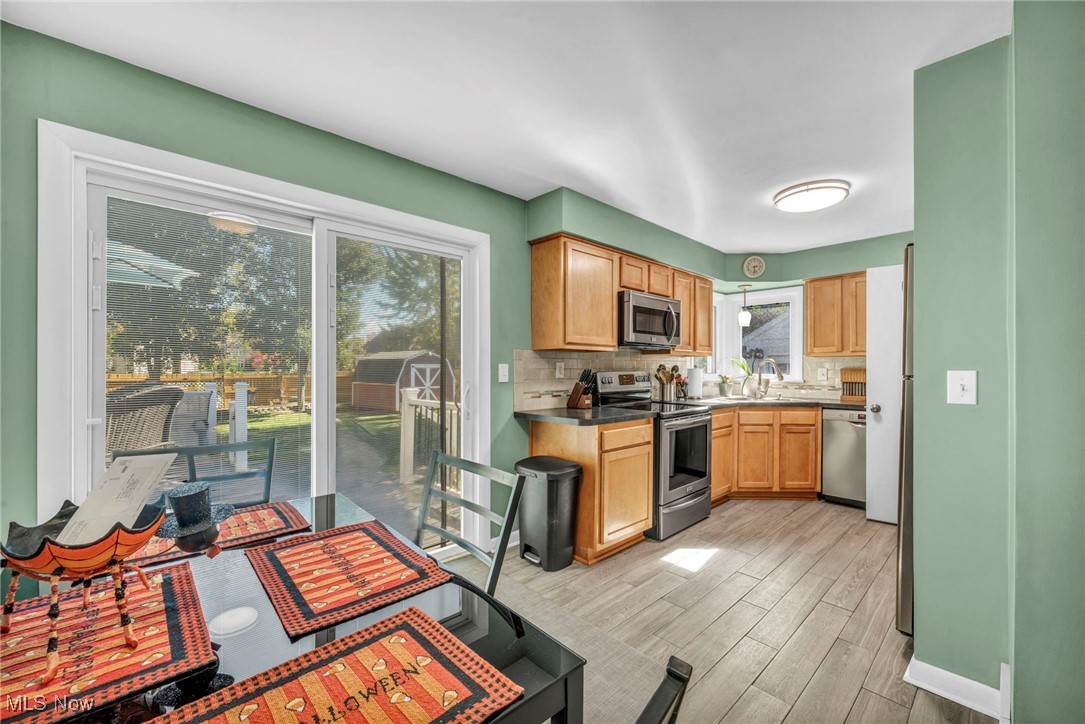 3285 Stoney Ridge Road