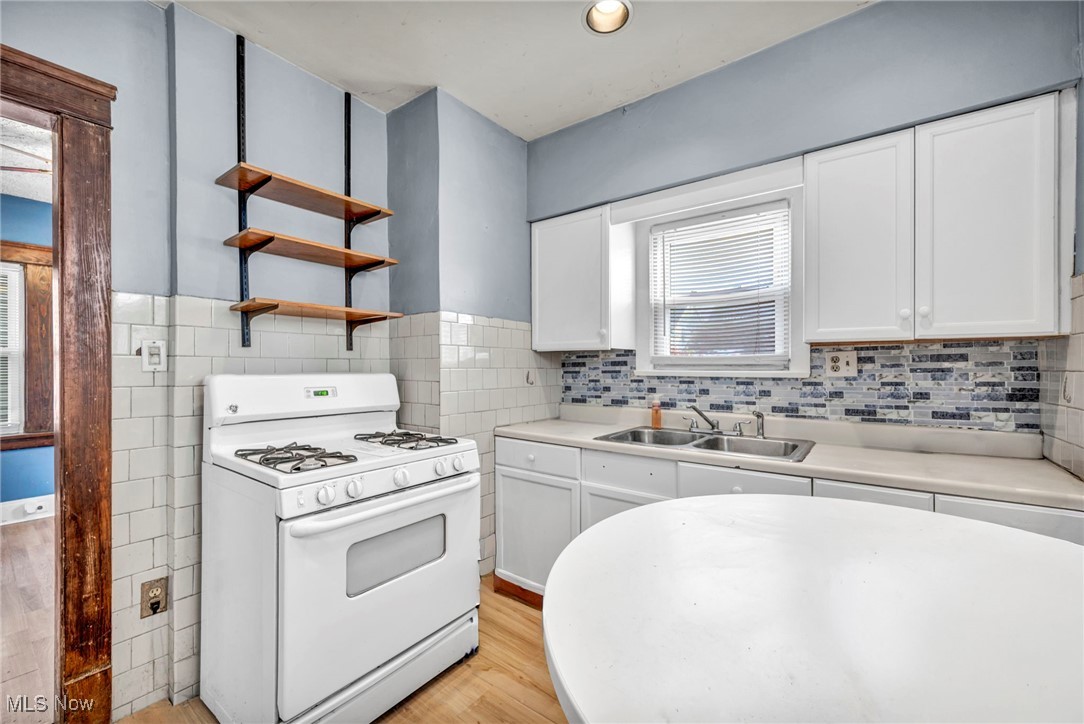 3187 W 115th Street