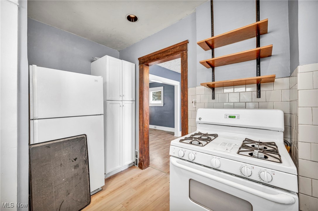 3187 W 115th Street