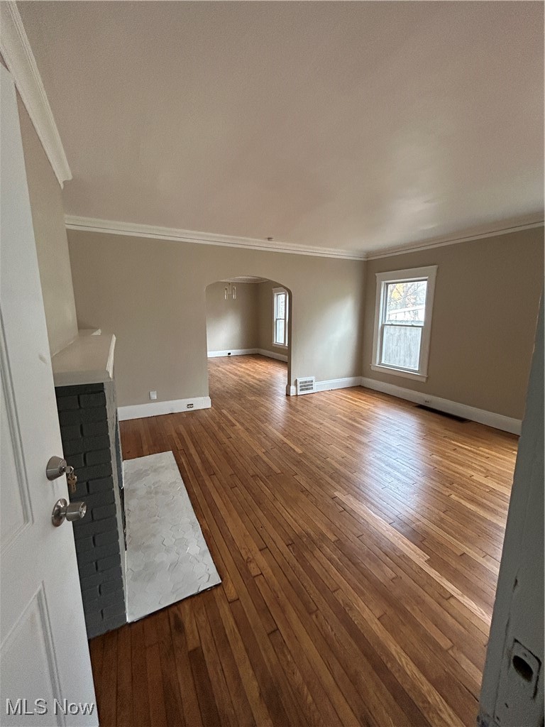 3235 Oak Road
