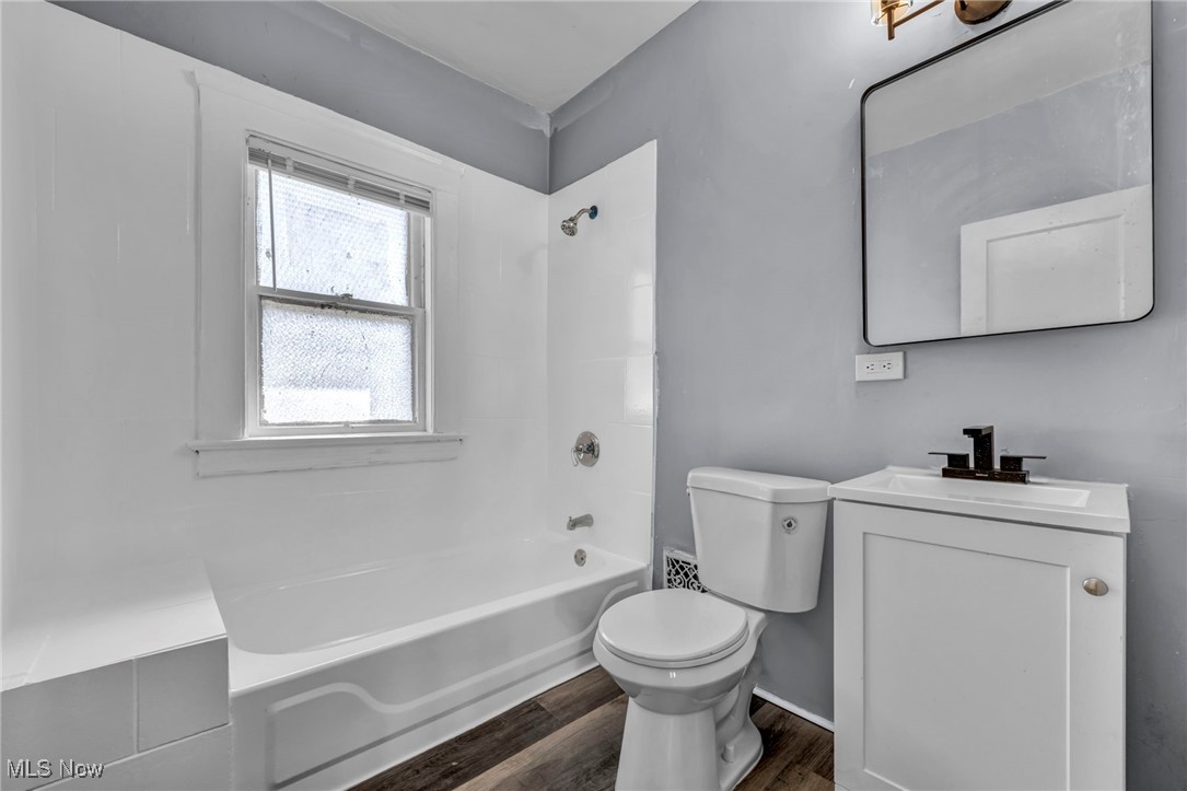 10112 Kinsman Road