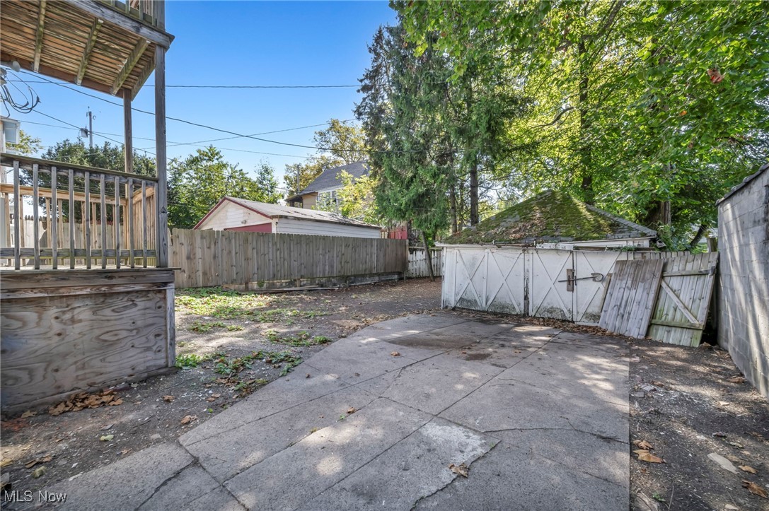 10112 Kinsman Road
