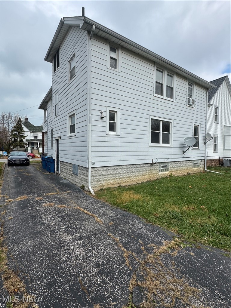 1029 W 10th Street