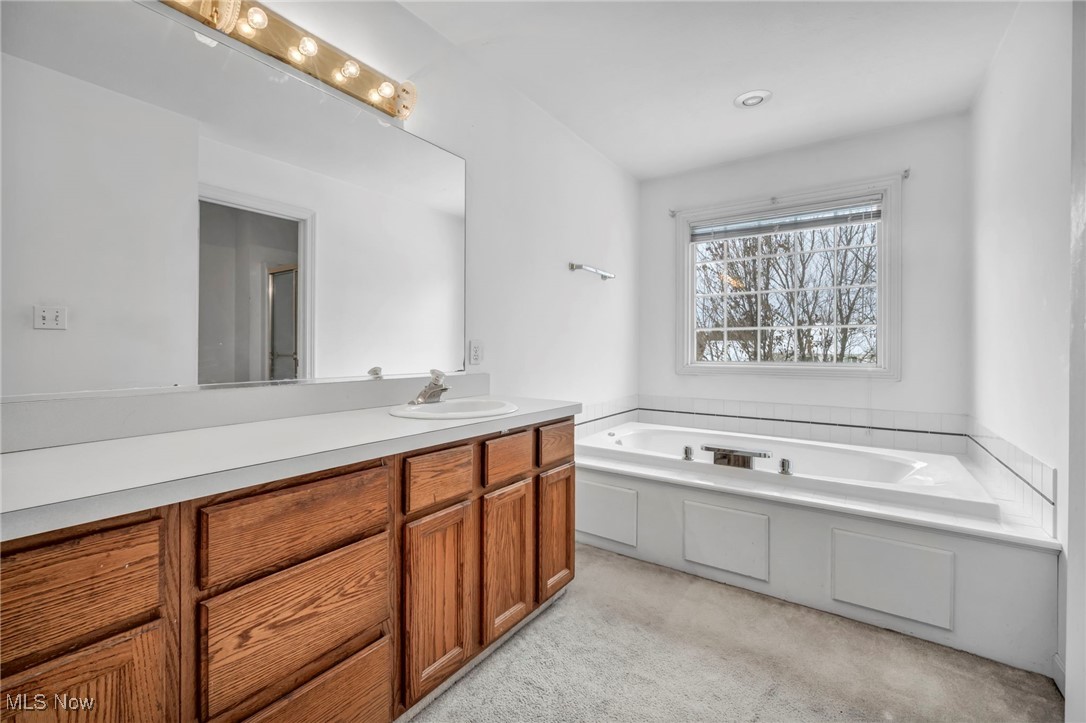 221 Newfield Circle