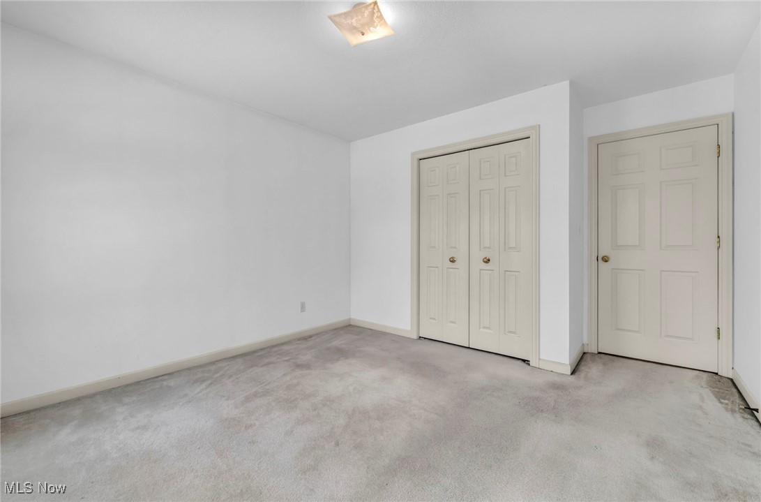 221 Newfield Circle