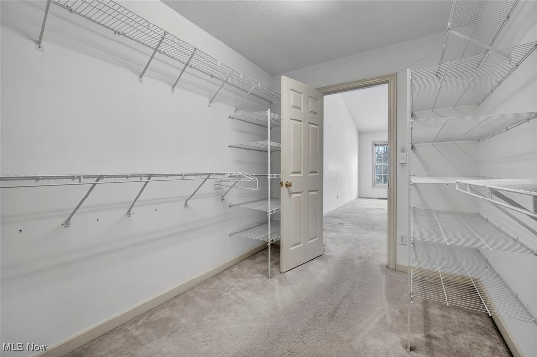 221 Newfield Circle