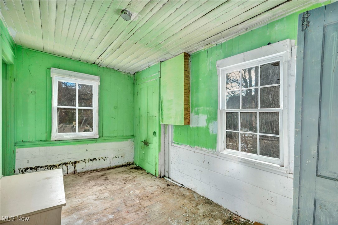 215 W College Street